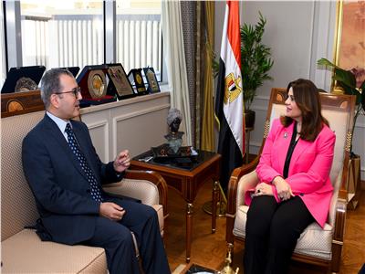 وزيرة الهجرة تستقبل قنصل عام مصر الجديد في دبي لبحث التعاون