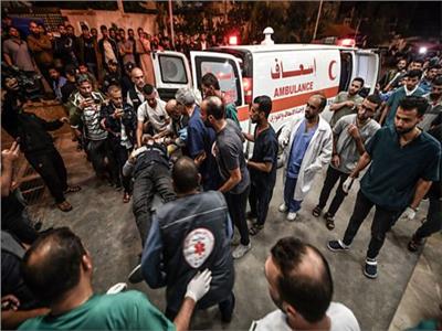 أزمات قطاع غزة الصحية.. خروج مستشفيات من الخدمة وعلاج المصابين على الأرض