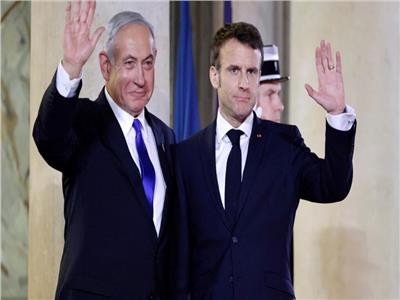 وصول الرئيس الفرنسي إيمانويل ماكرون إلى إسرائيل