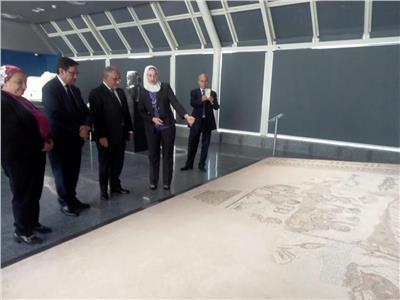 وفد رفيع المستوى من موريتانيا يزور المتحف اليوناني الروماني بالإسكندرية