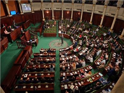 البرلمان التونسي يناقش مشروع قانون لتجريم التطبيع
