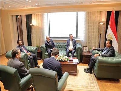وزير الصحة يستقبل السفير التركي لدى مصر ورئيس الوكالة التركية «تيكا» لبحث التعاون