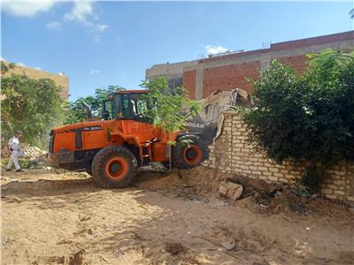 حفاظًا على الرقعة الزراعية.. إزالة 55 حالة بناء مخالف في الإسكندرية 