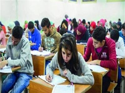تعرف على رسوم التقدم لامتحانات الطلاب المصريين في الخارج| مستند