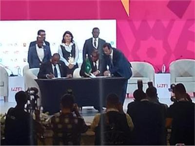 أفريكسم بنك: توقيع اتفاقيات بـ 2.1 مليار دولار لدعم التجارة بين دول أفريقيا