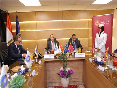 بنك مصر يوقع بروتوكولات تعاون مع قطاع الأحوال المدنية للمدفوعات الإلكترونية