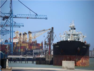 ميناء مومباسا في كينيا.. أحد مشاريع التعاون الصيني في إطار مبادرة الحزام والطريق
