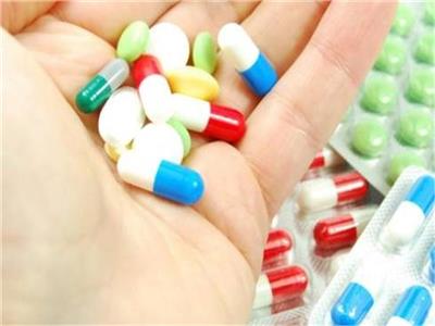 رئيس الدواء بالقصر العيني: إنفاق المصريين 5.5 مليار جنيه على 5 أدوية في سنة واحدة