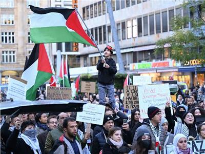 تضامنًا مع أبناء غزة.. تظاهرات عدة في فرنسا