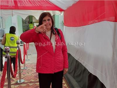 نسرين البغدادي تُدلي بصوتها في الانتخابات الرئاسية