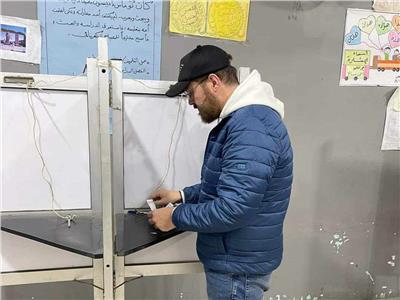 محمد محمود عبد العزيز يُدلي بصوته في الانتخابات الرئاسية 
