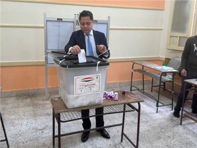 خالد أبو بكر يدلي بصوته في الانتخابات الرئاسية 2024