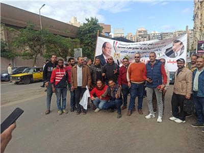 «نقابة عمال الكيماويات» تنظم مسيرة لحشد الناخبين أمام اللجان بالإسكندرية 