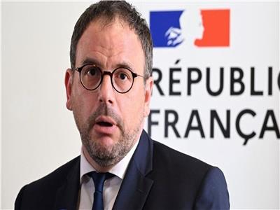 استقالة وزير الصحة الفرنسي احتجاجا على "قانون الهجرة" المثير للجدل