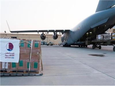 طائرة مساعدات قطرية تتوجه للعريش تمهيدًا لنقلها إلى غزة