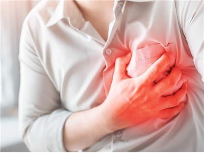 دراسة تكشف ارتفاع الإصابة بالنوبات القلبية في موسم الأعياد