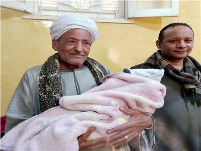 أسرة «عبدالله» أول مولود في مصر 2024: «مستبشرون به خيرًا»