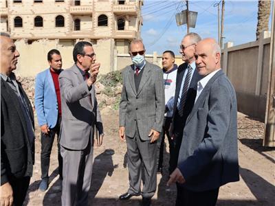 محافظ القليوبية يتفقد أعمال إنشاء محطة مياه المنشأة الكبرى بمدينة كفر شكر 