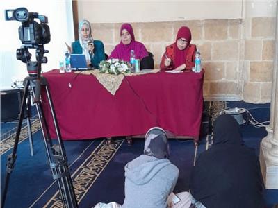 ملتقى المرأة بالجامع الأزهر يعدد فوائد تعلم اللغة العربية لدى الأبناء