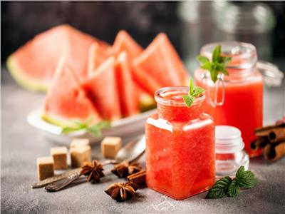 لعشاق المربات البيتي.. طريقة «مربي البطيخ» الشهية وتخزينها