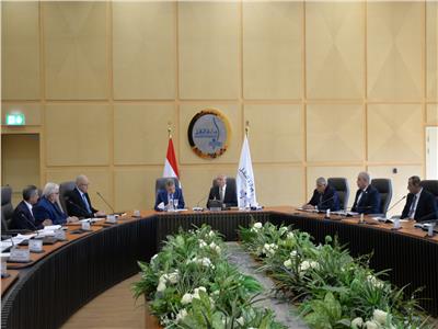 وزير النقل: هدفنا جعل مصر مركزًا عالميًا للتجارة واللوجستيات