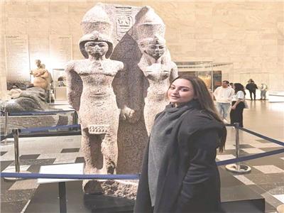 ميدان الثقافة| نجمة بوليوود تبهر السوشيالجية بعد زيارتها لمصر