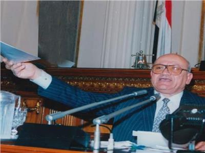 وفاة نائب طنطا سابقًا عبدالمنعم العليمي.. شيخ المستقلين بالبرلمان المصري