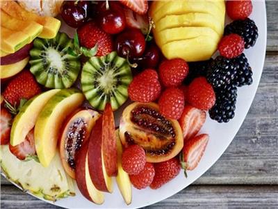 لخفض ضغط الدم والكوليسترول.. تناول هذه الفاكهة