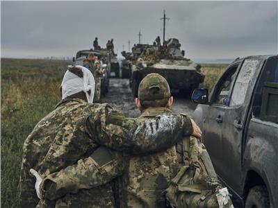 أمام فشل الهجوم المضاد ونفاذ الذخيرة.. اوكرانيا تكافح للاحتفاظ بخطوطها 