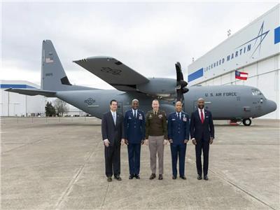 الحرس الجوي بجورجيا يتسلم أول طائرة من طراز C-130J-30 Super Hercules
