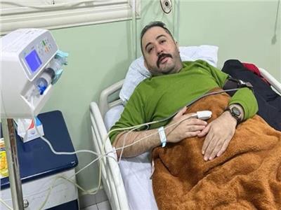 أصعب 48 ساعة في حياة عمرو عبد العزيز بسبب أزمة قلبية