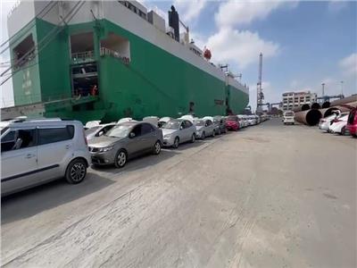 للمرة الثالثة خلال الأسبوع..  ميناء غرب بورسعيد يستقبل 650 سيارة لذوي الهمم