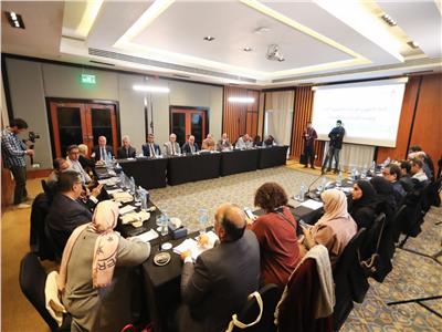 مركز أبوظبي للغة العربية يعقد اجتماعاً مع اتحاد الناشرين العرب