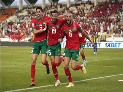 الركراكي يعلن تشكيل المغرب أمام جنوب أفريقيا في كأس الأمم الإفريقية