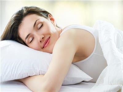 عادة شائعة قبل النوم قد تقصر حياتك