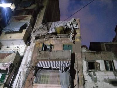 انهيار شرفة عقار في الإسكندرية بسبب الأمطار
