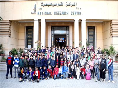 معامل «القومي للبحوث» تستقبل أوائل طلبة التحول الرقمي بالقاهرة والأسمرات أهالينا 