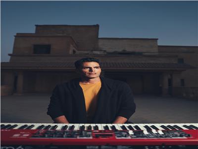 هشام خرما يقدم موسيقى افتتاح بطولة كأس العالم للجمباز الفني