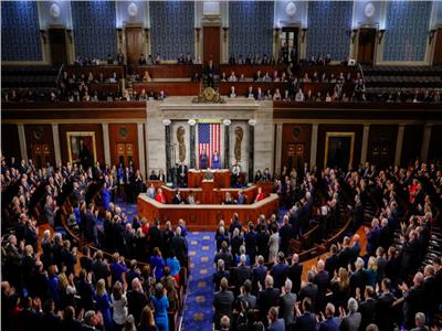 مجلس الشيوخ الأمريكي يؤيد في تصويت إجرائي مشروع قانون لمساعدة أوكرانيا وإسرائيل