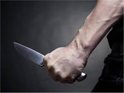 عامل يقتل شابًا طعنًا بسكين بسبب كيس قمامة بالإسكندرية