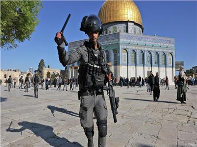 الاحتلال يمنع الفلسطينيين من دخول المسجد الأقصى خلال شهر رمضان