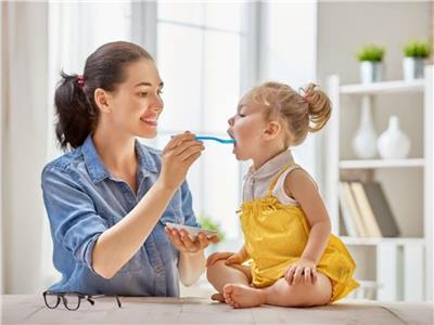 لأطفالك.. 10 نصائح سهلة لتعزيز صحة الأمعاء