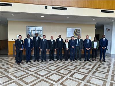 وزير النقل يلتقي رئيس وزراء جمهورية رواندا لعرض مشروع «القاهرة- كيب تاون»