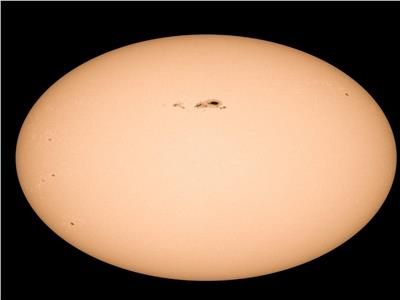 رصد بقعة شمسية ضخمة  