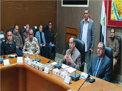 محافظ شمال سيناء: التوسع في إقامة الشوارد لبيع المنتجات والسلع الأساسية