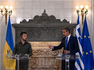 ضربات على أوديسا خلال زيارة لرئيس وزراء اليونان وزيلينسكي