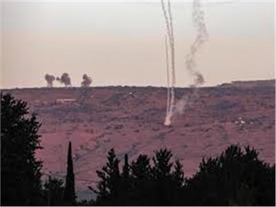 إعلام إسرائيلي: إطلاق 100 صاروخ من لبنان على الجولان