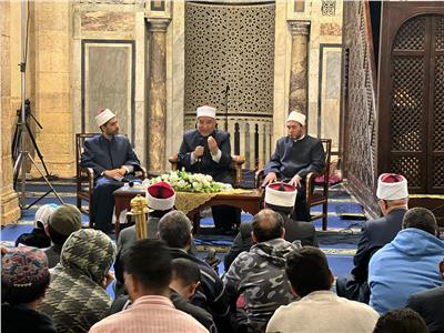 ملتقى الأزهر للقضايا الإسلامية يبين أخلاق الصحابة في التعامل مع الأزمات 
