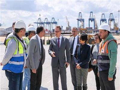 تفاصيل زيارة السفير الألماني لـ «ميناء دمياط»
