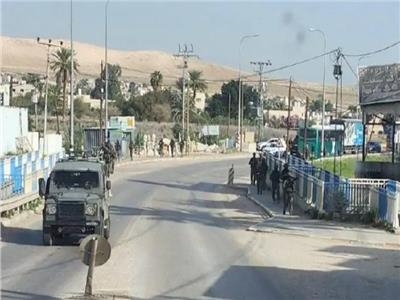 إصابة 3 مُستوطنين في عملية إطلاق نار في منطقة الأغوار بالضفة الغربية